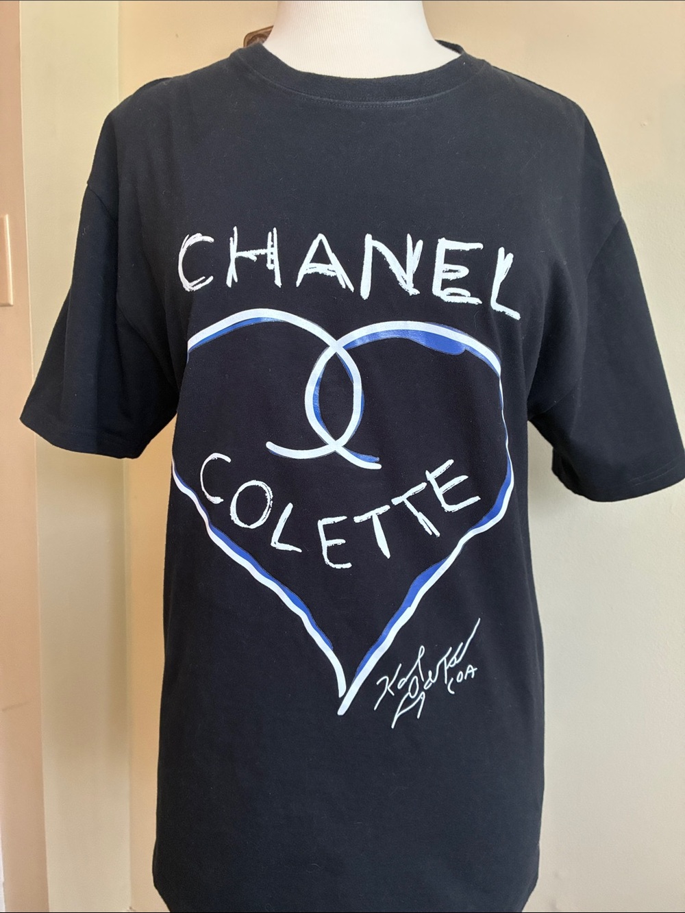 CHANEL 2017 limited edition Black Colette Tee with Karl Lagerfeld Signature.